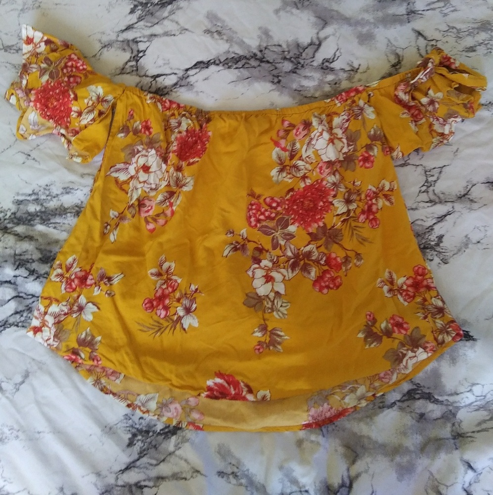 Floral Off-Shoulder Blouse